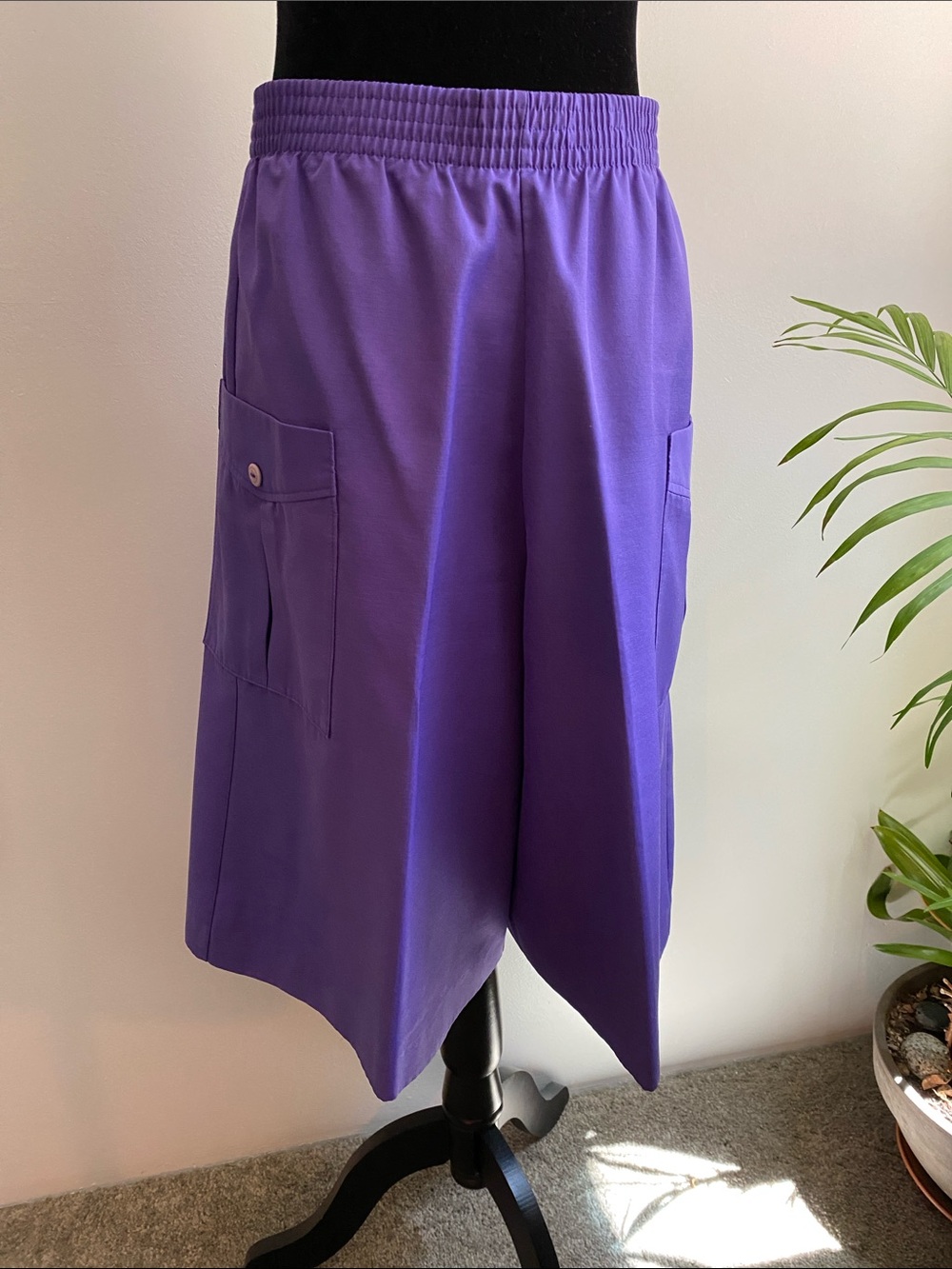 Vintage Violet Purple Wide-Leg Cargo Shorts